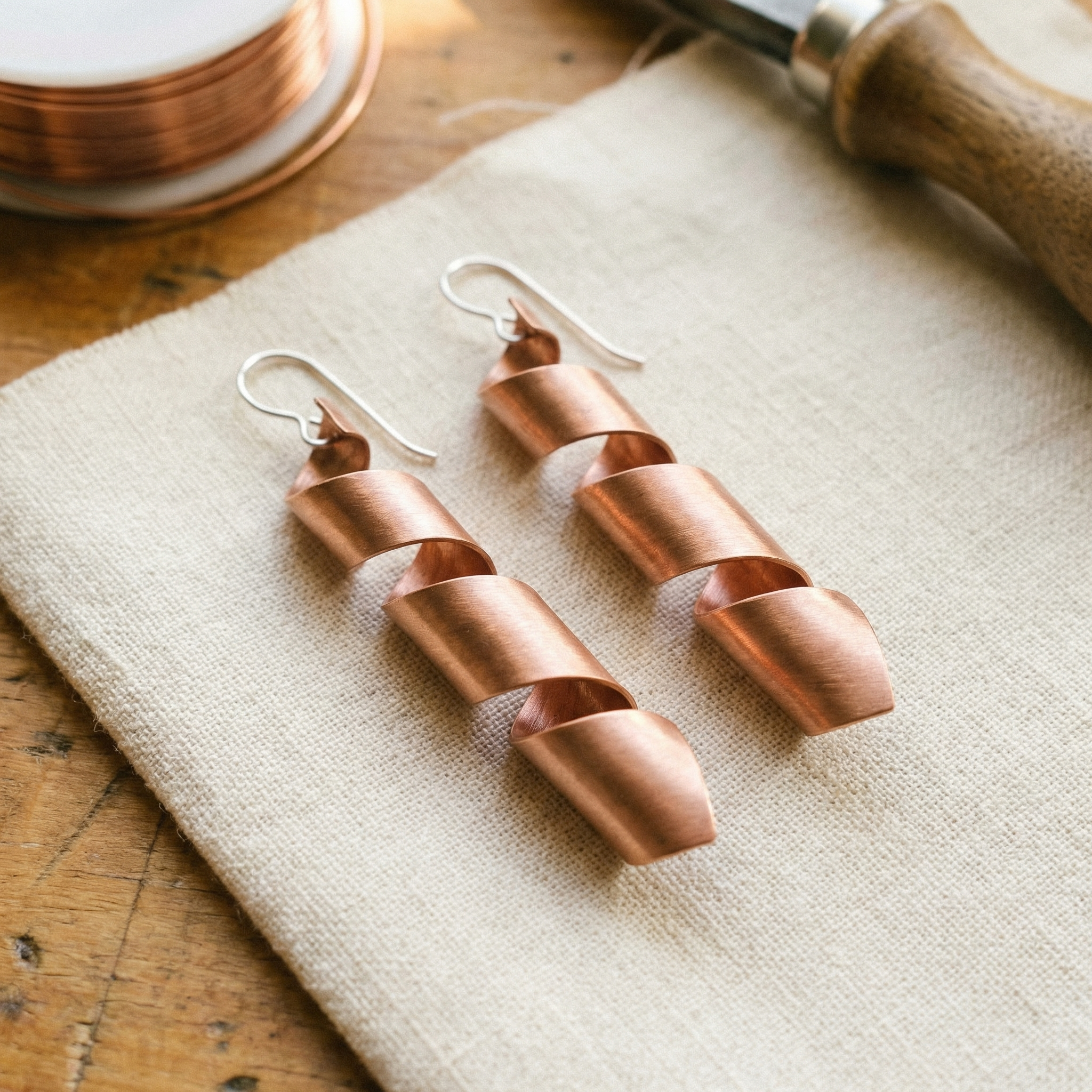 Boucles d'oreilles Dusk en cuivre par Vera